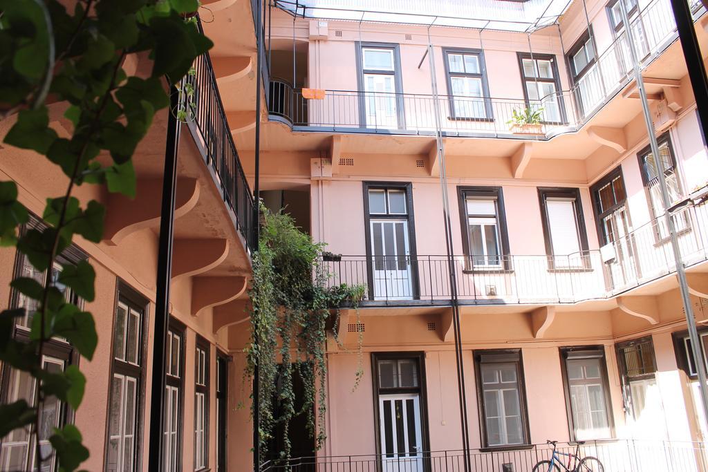Capital Guesthouse Budapest Eksteriør billede